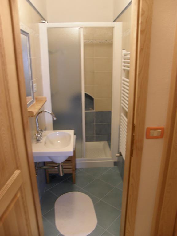 Apartment Savli โคบาริด ห้อง รูปภาพ