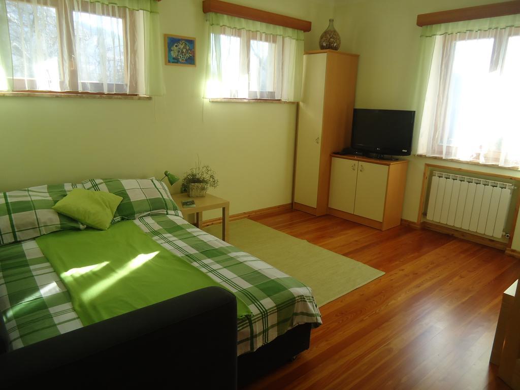 Apartment Savli โคบาริด ภายนอก รูปภาพ
