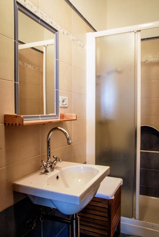 Apartment Savli โคบาริด ภายนอก รูปภาพ